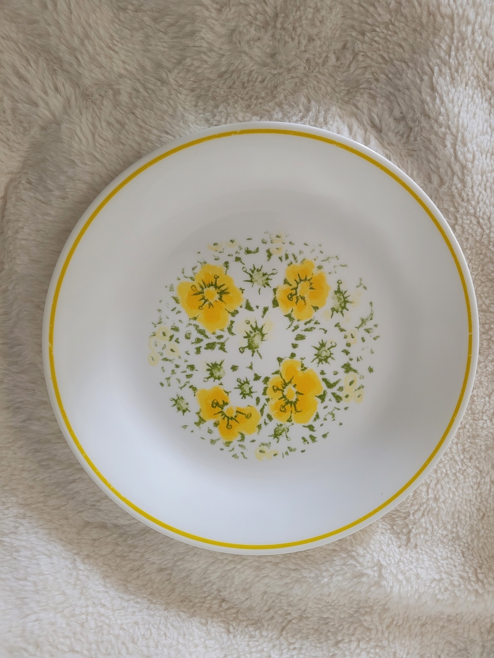 Corelle - Rare vintage Salad plate- "April Pattern"
